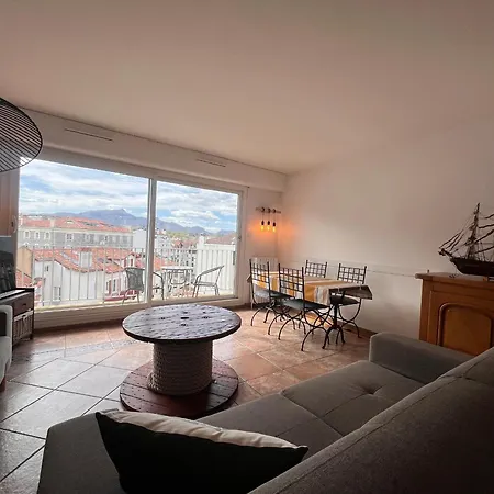 Coeur De : Lumineux Avec Balcon, Proche Et Commerces - Fr-1-239-1079 Apartment Saint-Jean-de-Luz
