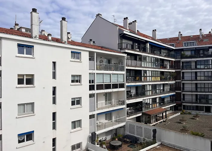 Coeur De : Lumineux Avec Balcon, Proche Et Commerces - Fr-1-239-1079 *